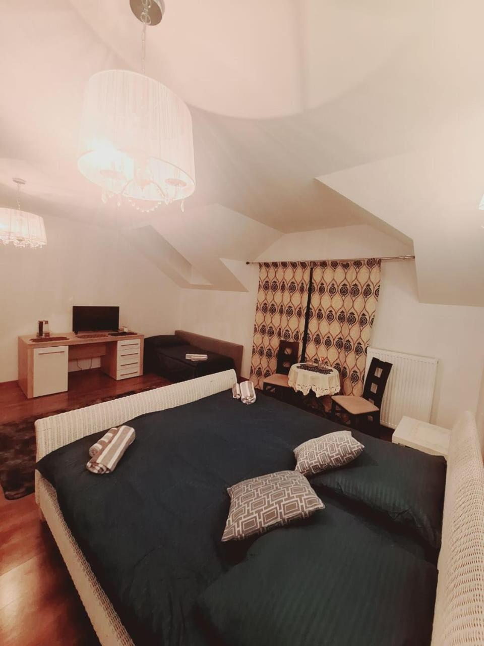 Villa Varzob Warsaw Ngoại thất bức ảnh