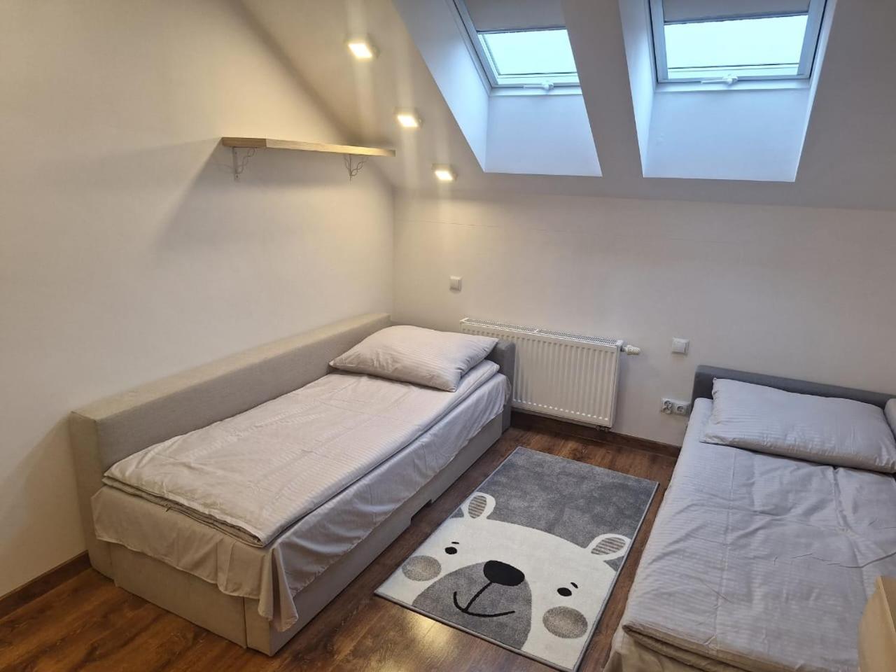 Villa Varzob Warsaw Ngoại thất bức ảnh