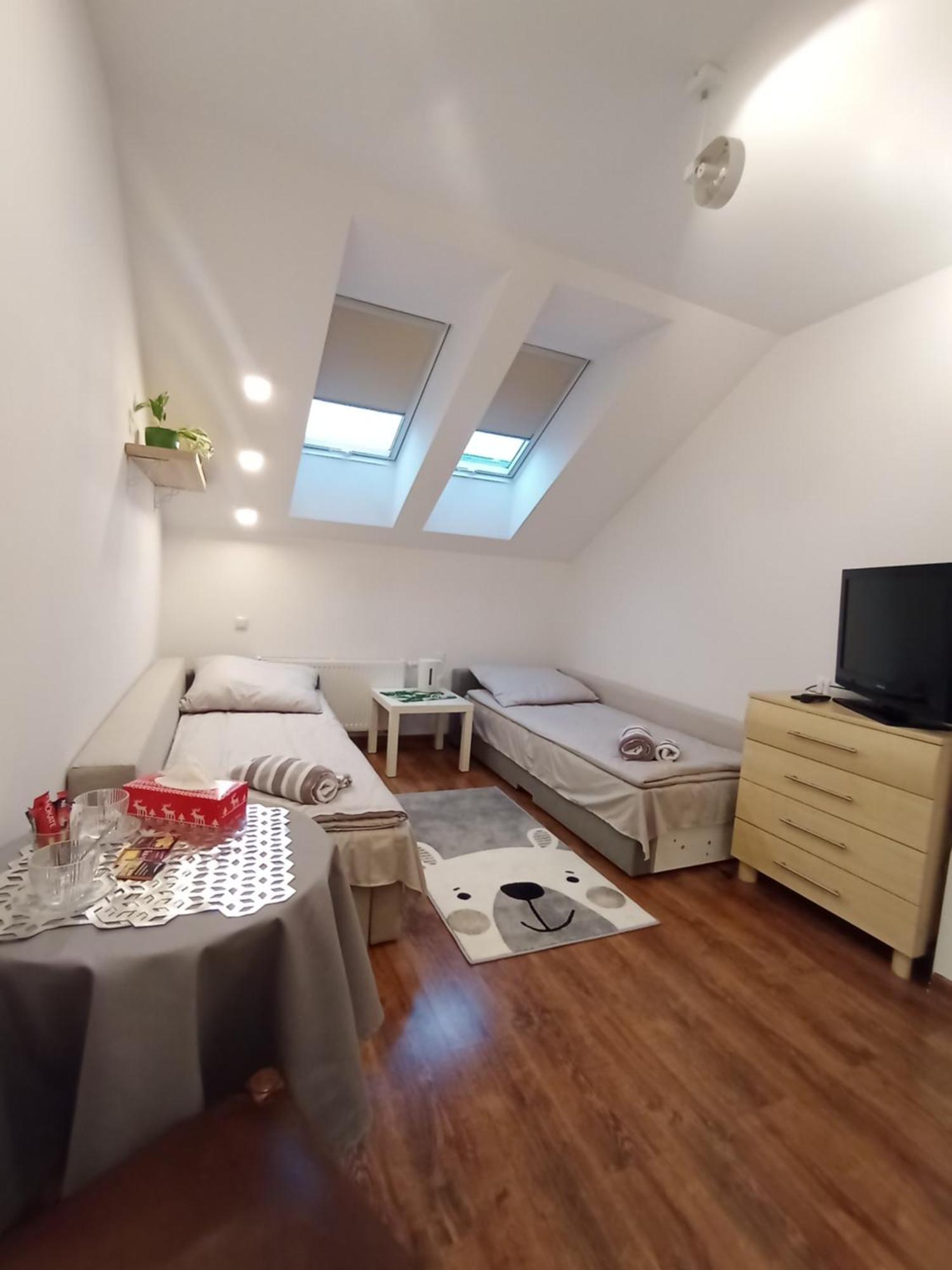 Villa Varzob Warsaw Ngoại thất bức ảnh