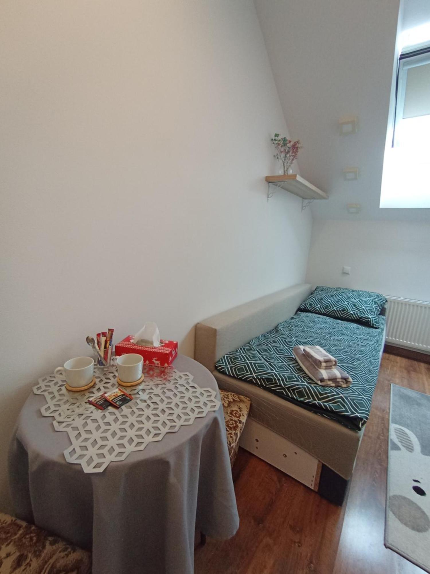 Villa Varzob Warsaw Phòng bức ảnh